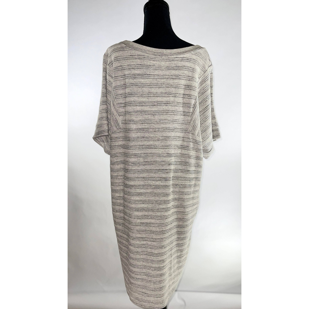 NWT Caslon Nordstrom Grey Knit Striped Shift Dress With Pockets